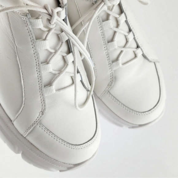 J/SLIDES Women's Knockout Sneakers White Leather Platform Chunky Y2K Size  9M - Picture 11 of 14